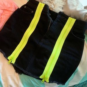 size 27 carmar skirt
